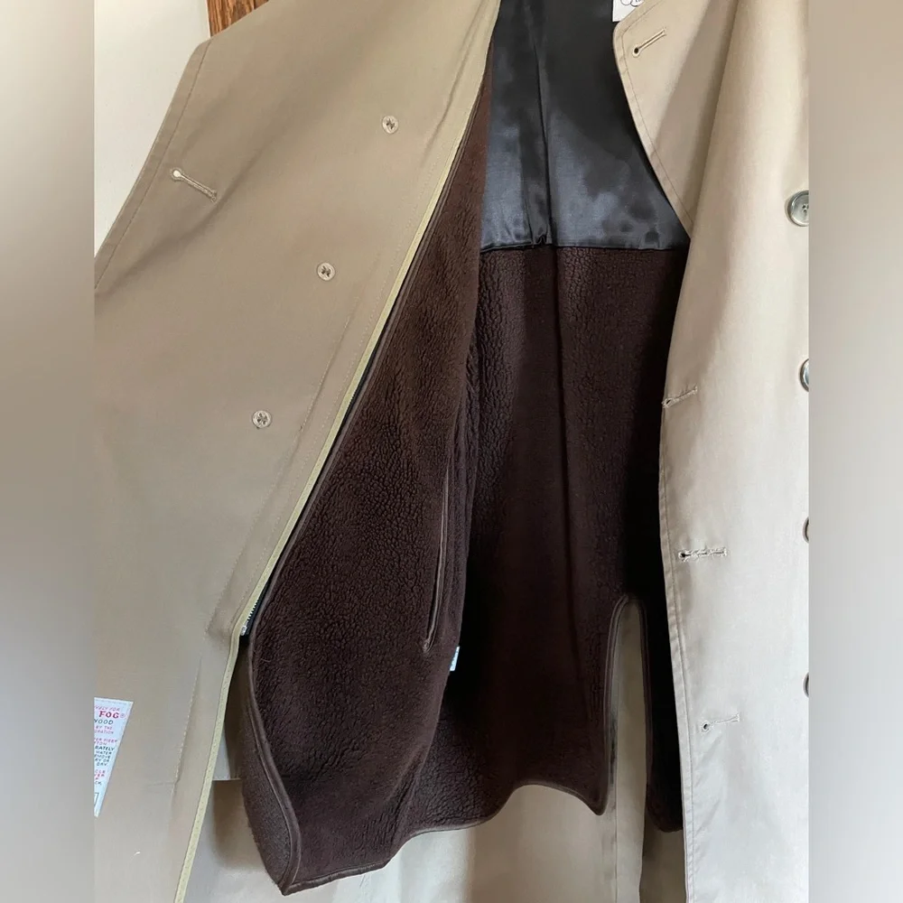 London Fog Maincoat Lined Men’s 44 Regular Tan. Very Good Condition. Vintage! - Picture 3 of 15